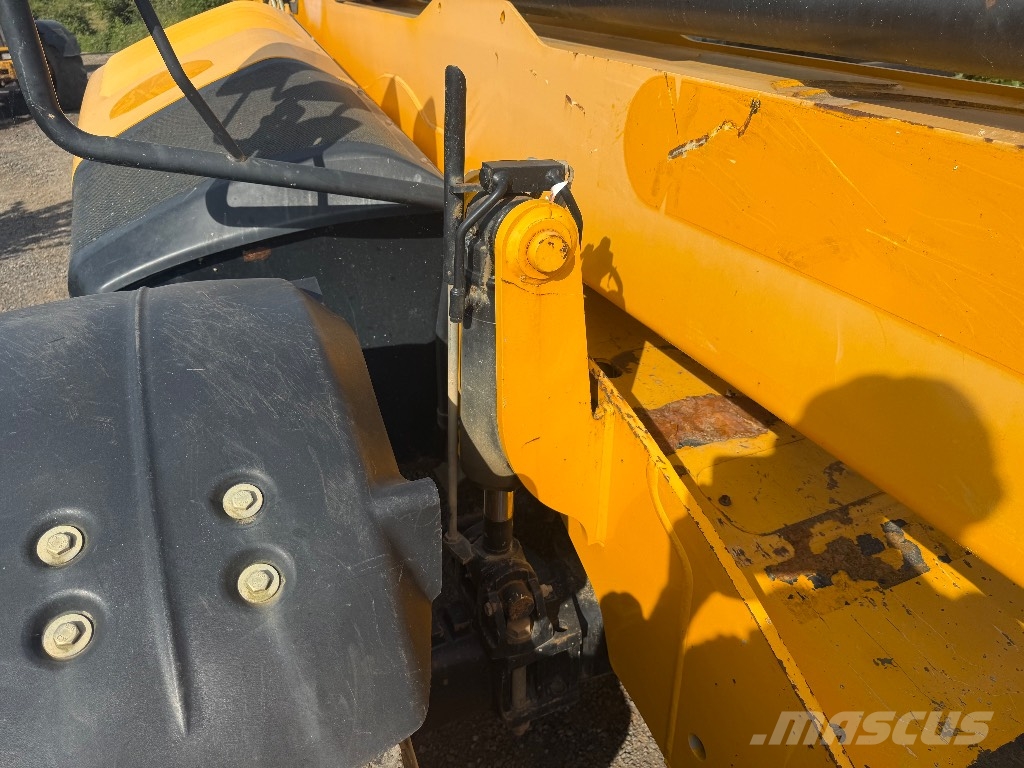 JCB 535 V 140 Telescopic handlers