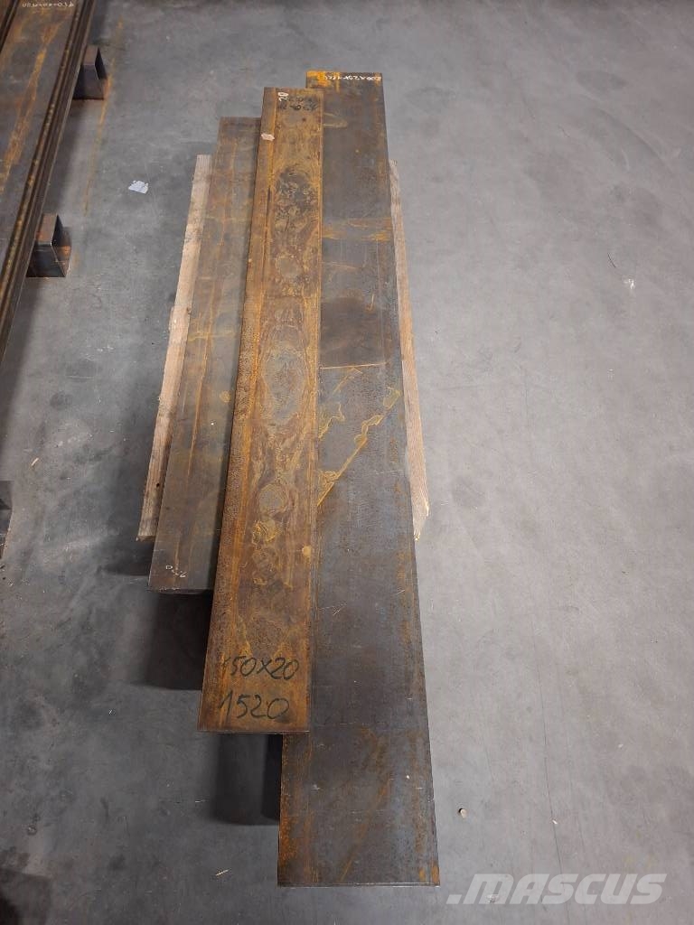 JCB Bucket blades we have a wide selection in stock Peiliai