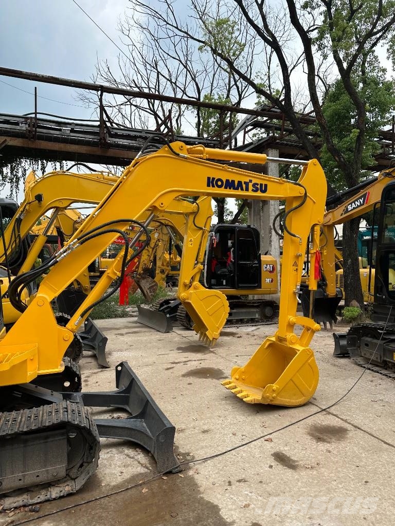 Komatsu PC56-7 حفارات صغيرة أقل من 7 طن (حفارات صغيرة)