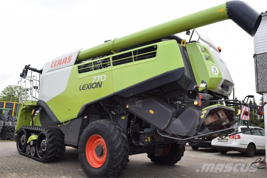 CLAAS Lexion 770 TT Moissonneuse batteuse