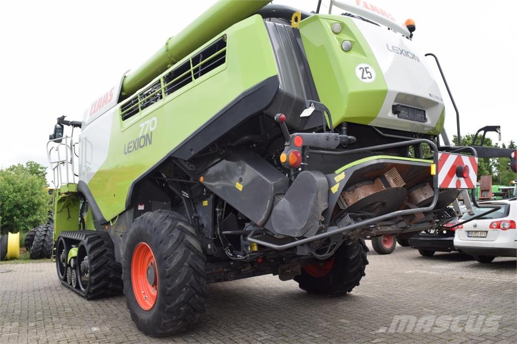 CLAAS Lexion 770 TT Moissonneuse batteuse