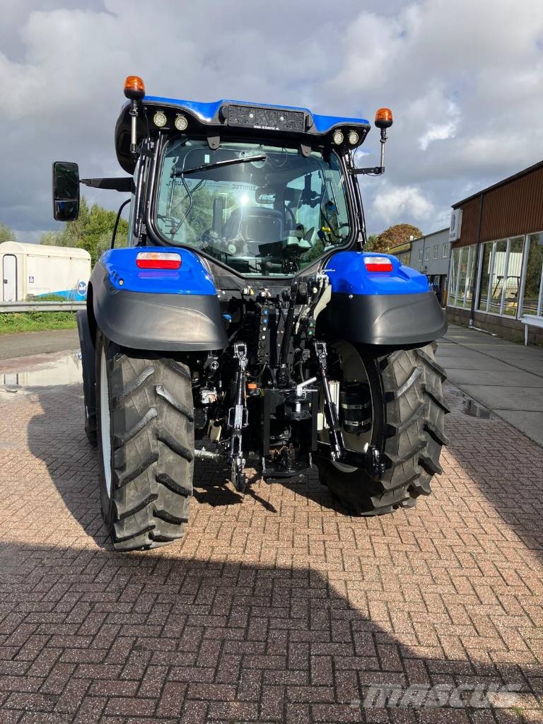 New Holland T 5.120 Dynamic Command Traktorid