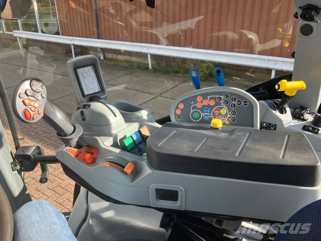 New Holland T 5.120 Dynamic Command Traktorid