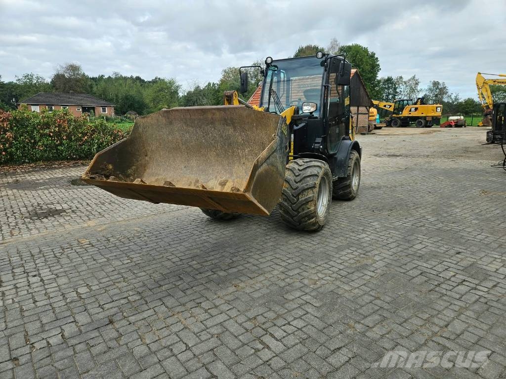 Komatzu WA 70 M - 8 Radlader
