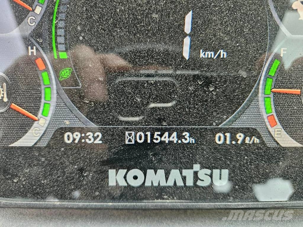 Komatzu WA 70 M - 8 Radlader