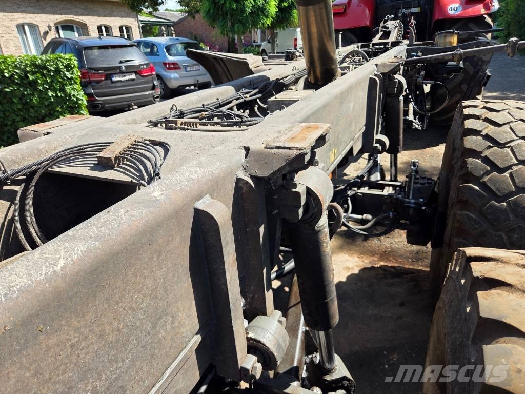 Record P33T مقطورات قلابة