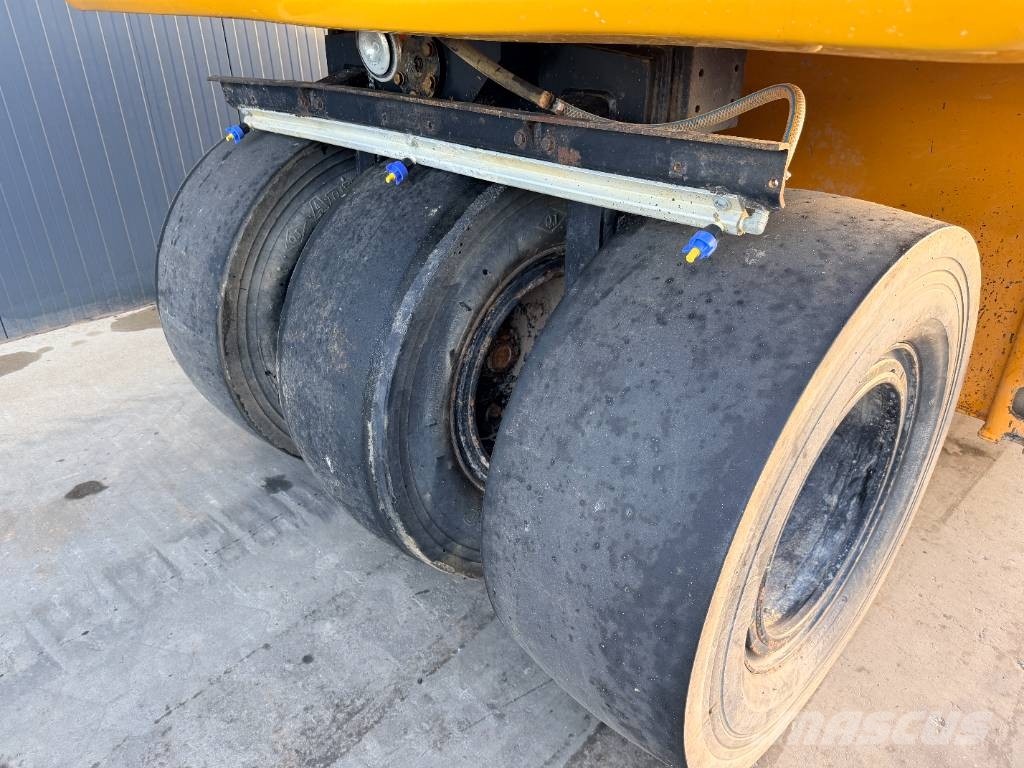 Dynapac CP224W Pneumorehvidega rullid