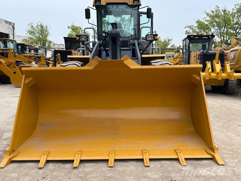 XCMG ZL 50 GN   1000 units loaders in stock Iekrāvēji uz riteņiem