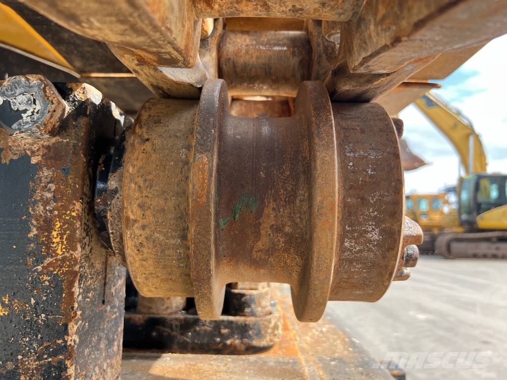 CAT 352F Rupsgraafmachines
