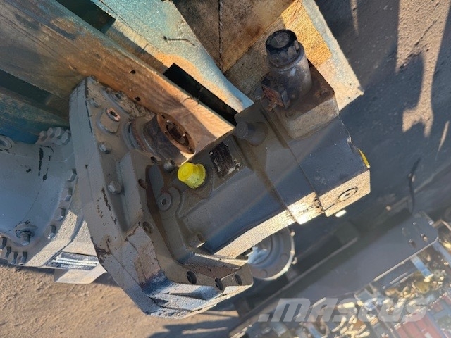 Spicer AXLE 315/111+REXROTH A6VM80 轴