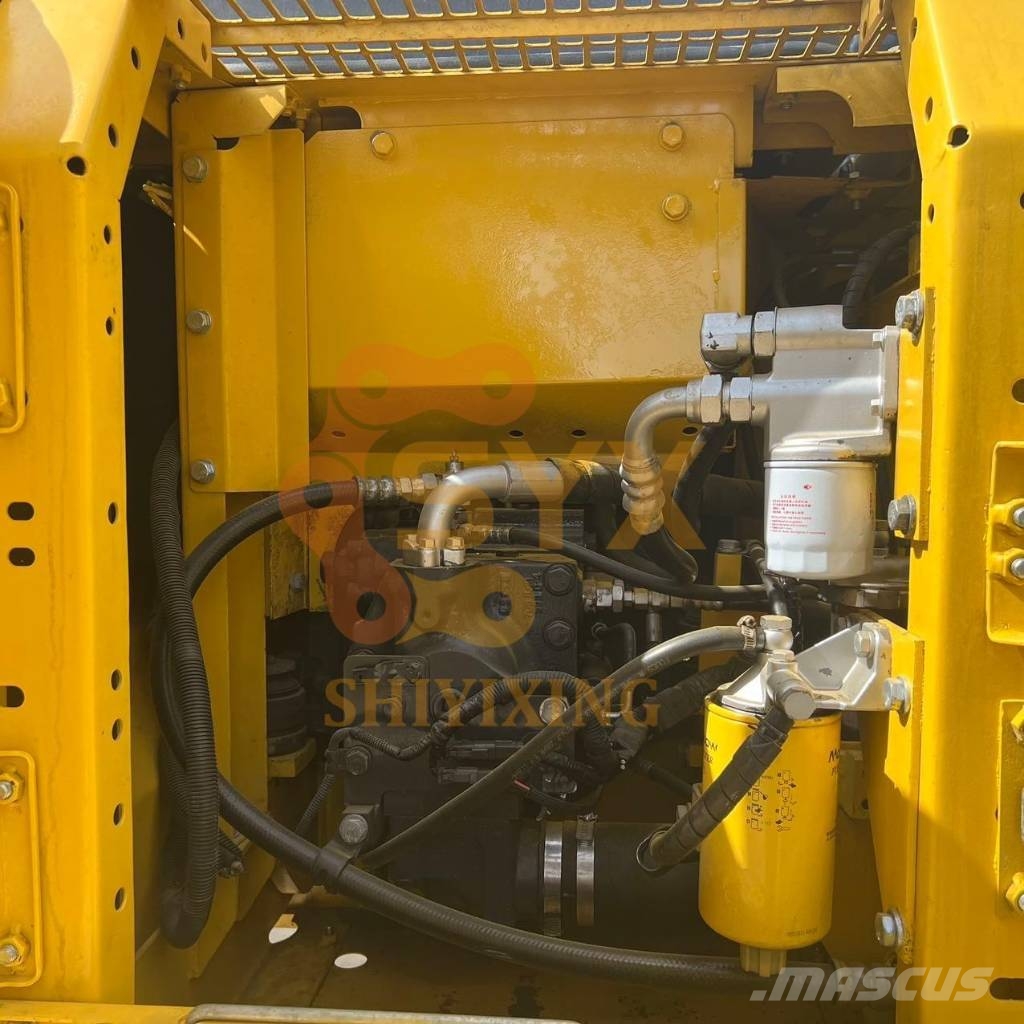 Komatsu PC 130 Paletli ekskavatörler