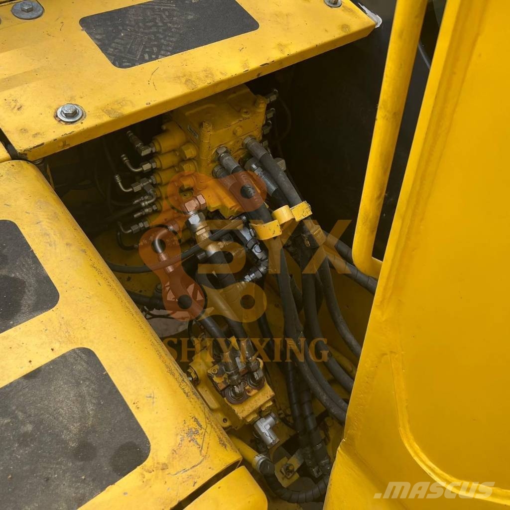 Komatsu PC 130 Paletli ekskavatörler