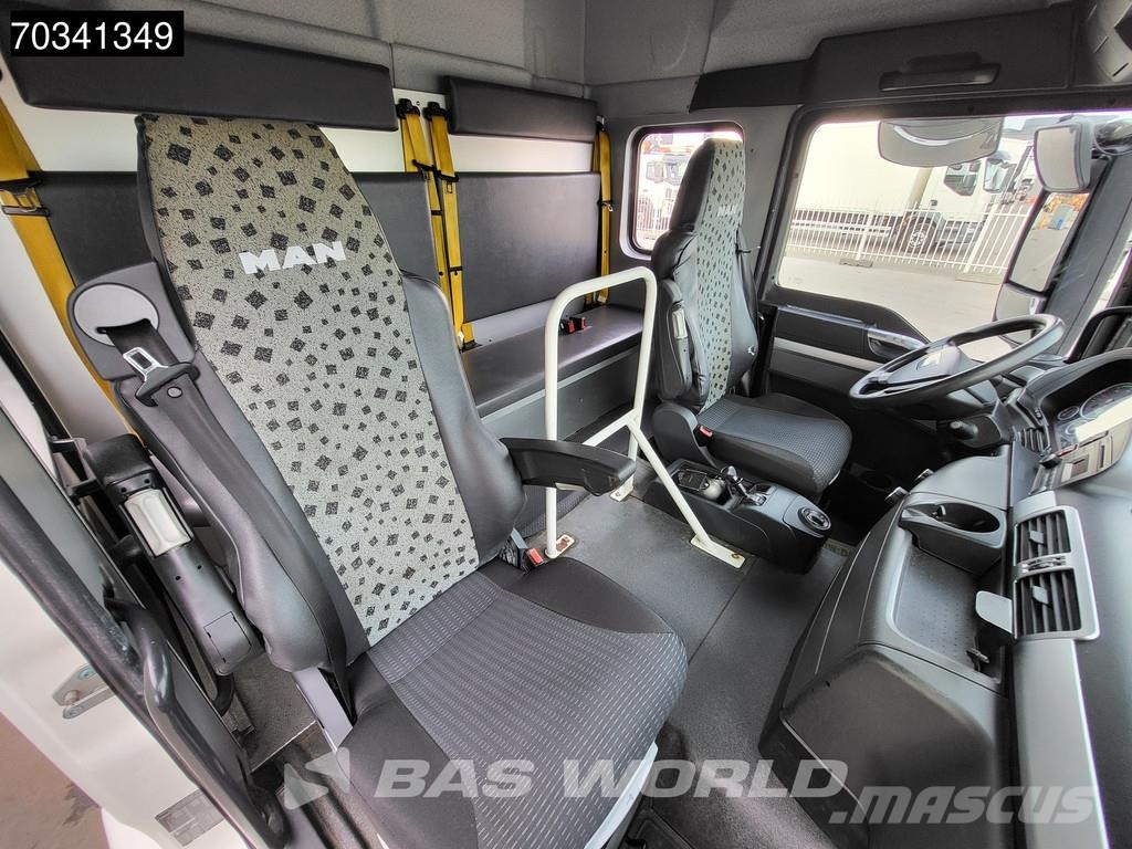 MAN TGS 18.320 4X2 19tonner Driving School Double peda Грузовики-Фургоны