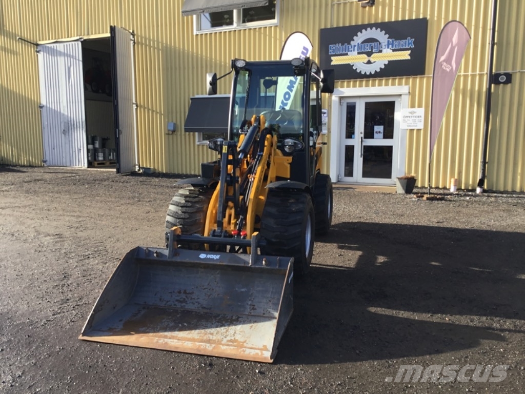Schäffer 100% elektrisk 24e Multi-purpose loaders