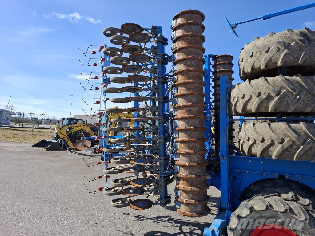 Lemken Compact-Solitair 9 Perforatrici