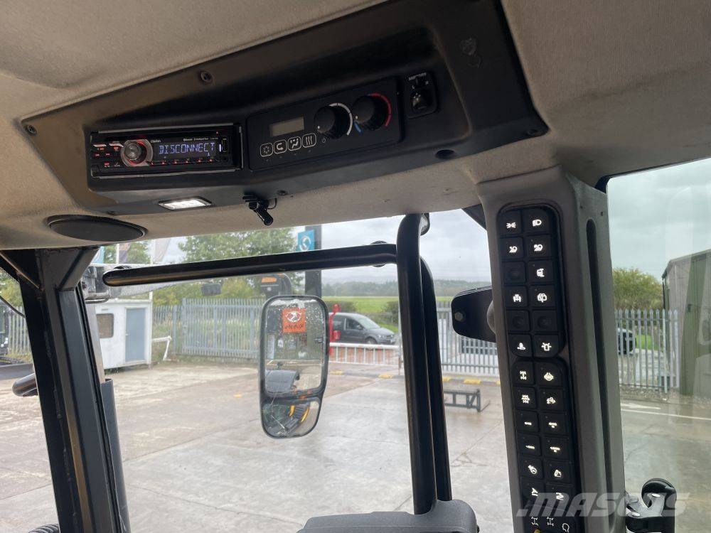 JCB Fastrac 4220 Ciągniki rolnicze