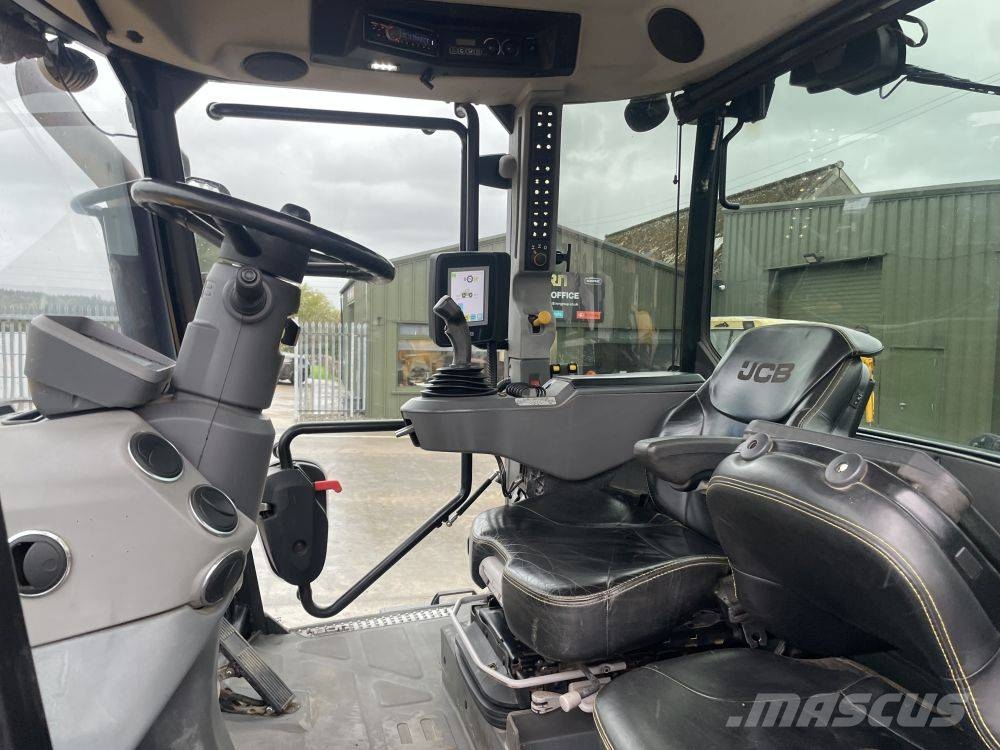 JCB Fastrac 4220 Ciągniki rolnicze