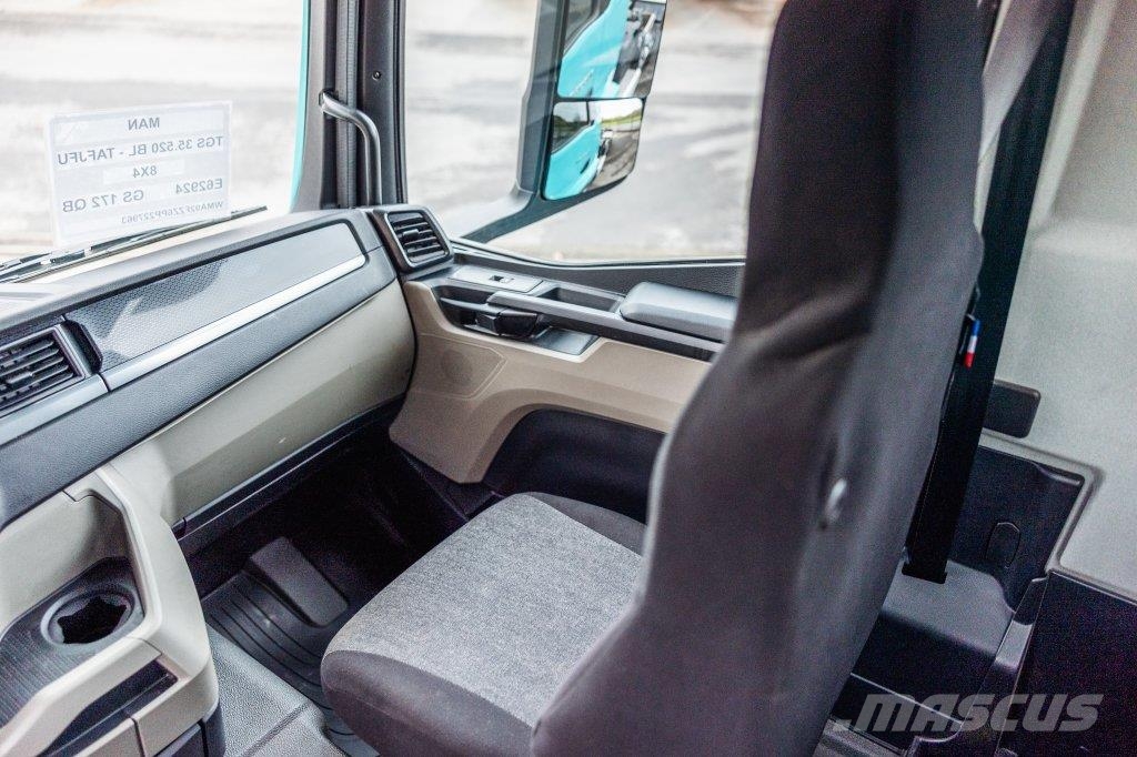 MAN TGS 35.520 BL-8x4-4 BL+TAJFUN L170 K Камиони с кран с кука