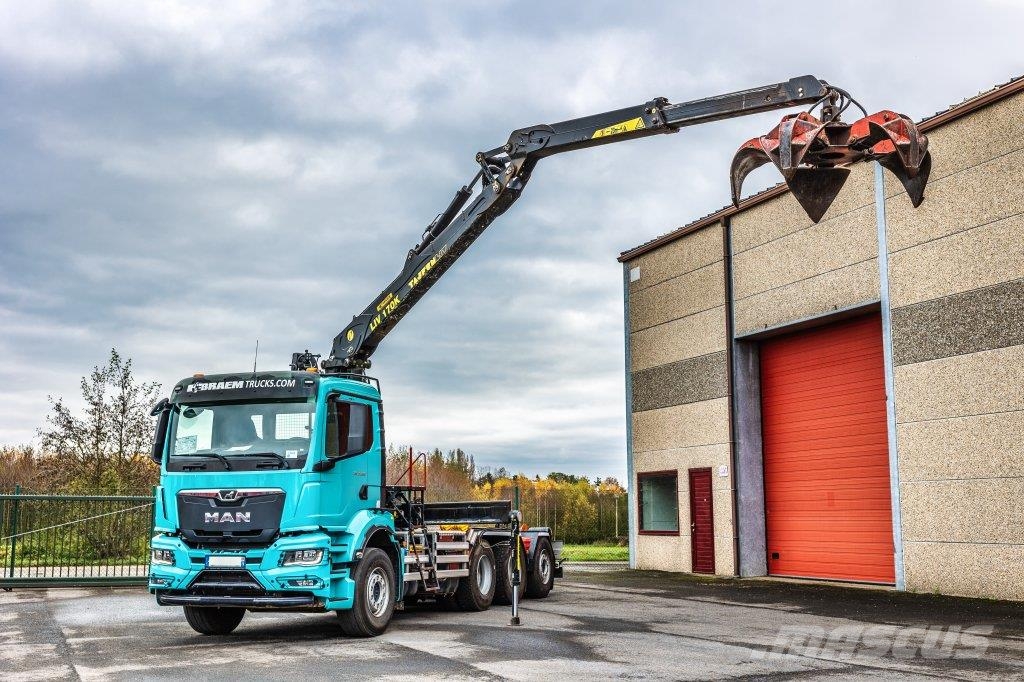 MAN TGS 35.520 BL-8x4-4 BL+TAJFUN L170 K Камиони с кран с кука