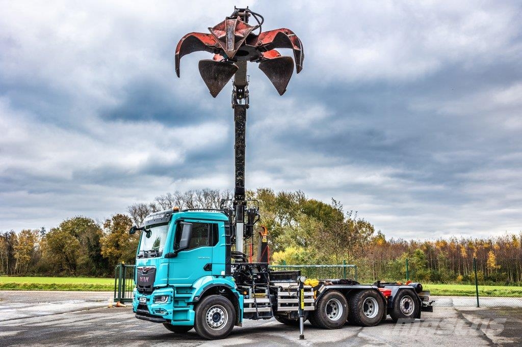 MAN TGS 35.520 BL-8x4-4 BL+TAJFUN L170 K Камиони с кран с кука