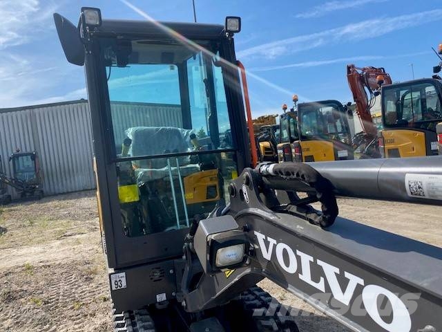 Volvo EC 18 E MIETE / RENTAL (12002065) حفارات صغيرة أقل من 7 طن (حفارات صغيرة)