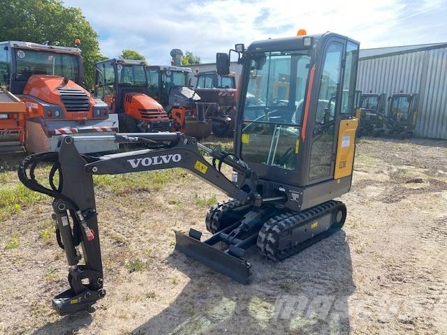 Volvo EC 18 E MIETE / RENTAL (12002065) حفارات صغيرة أقل من 7 طن (حفارات صغيرة)
