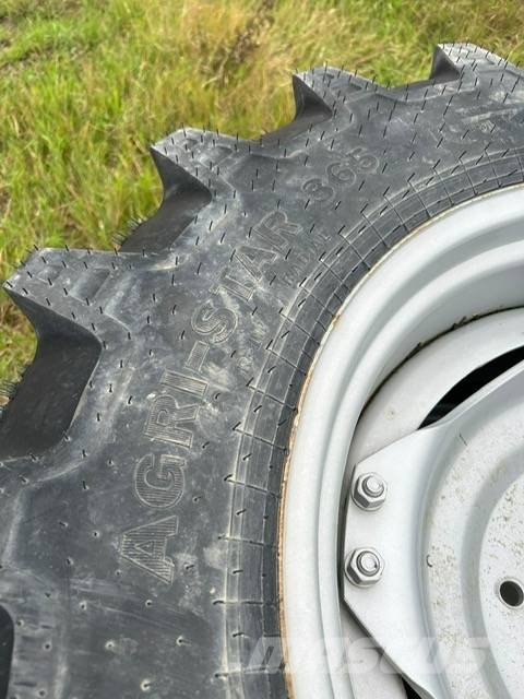 Massey Ferguson 440/65R28 & 540/65R38 الإطارات والعجلات والحافات