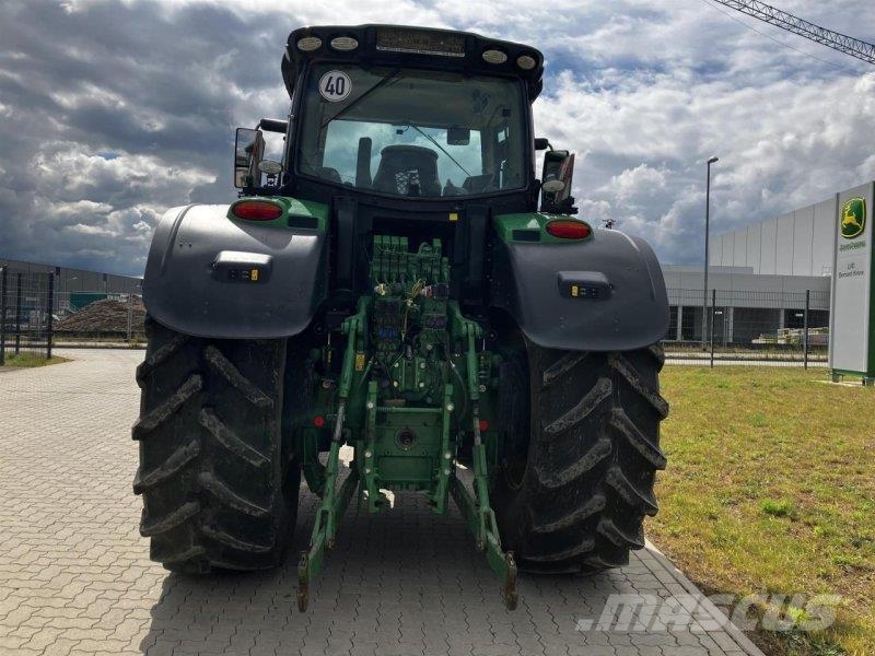 John Deere 6250R Traktoren