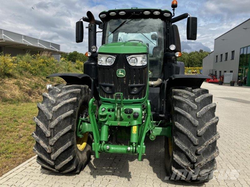 John Deere 6250R Traktoren