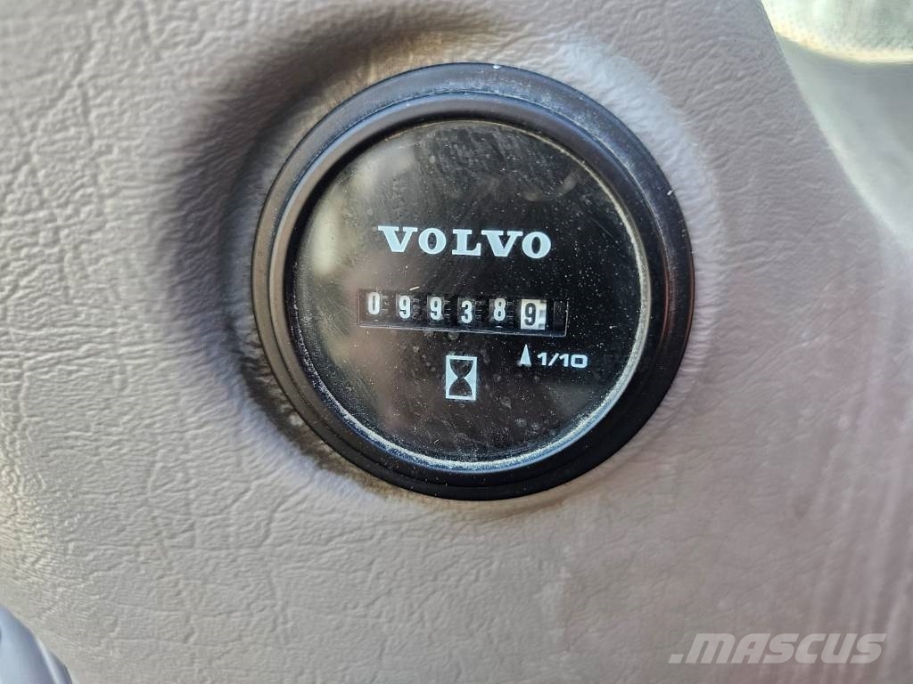 Volvo EC220EL Gravemaskiner på larvebånd
