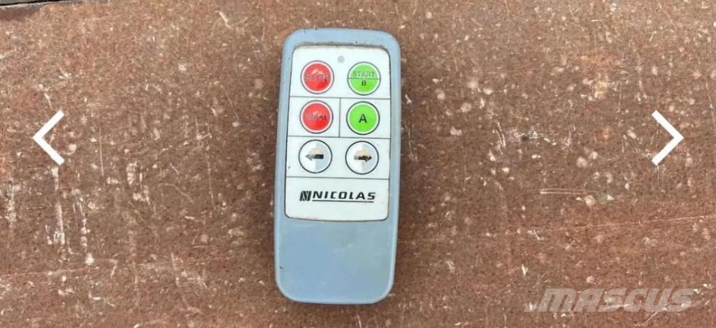 Nicolas 5 AXLE + 3 REMOTE CONTROL, 116 TON GVW Semirremolques de carga baja