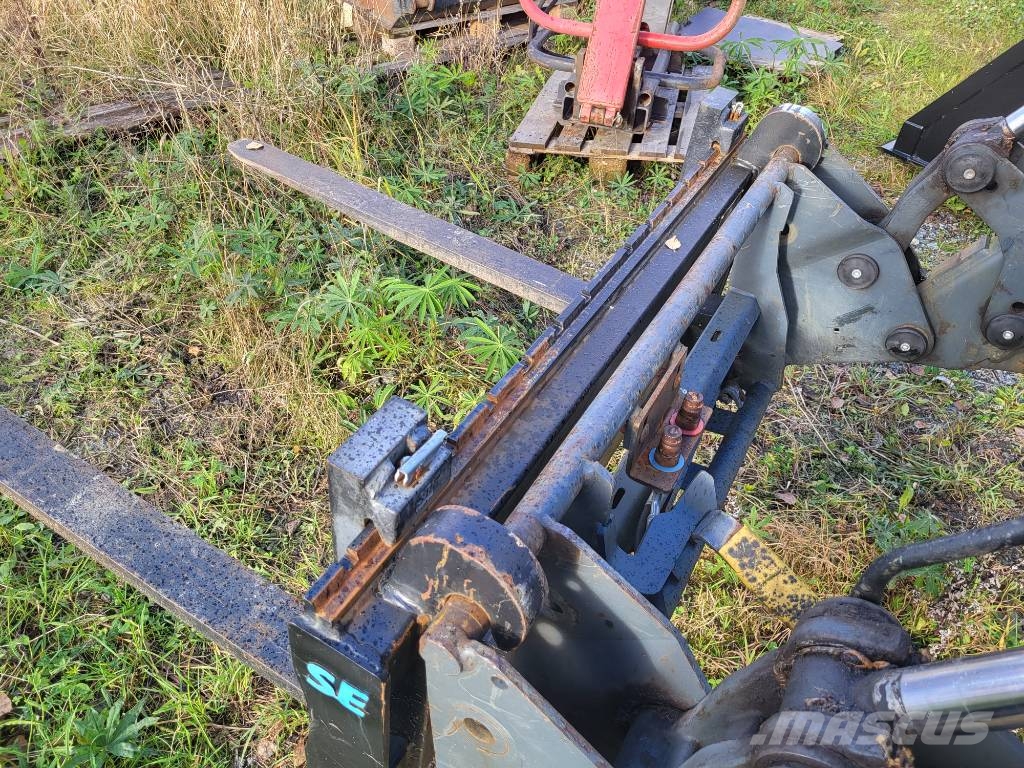 SE Equipment  Trukkipiikit 2500kg ملحقات أمامية للوادر