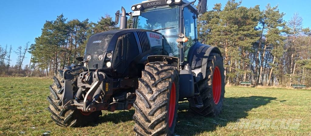 CLAAS Axion 820 Cmatic Trattori