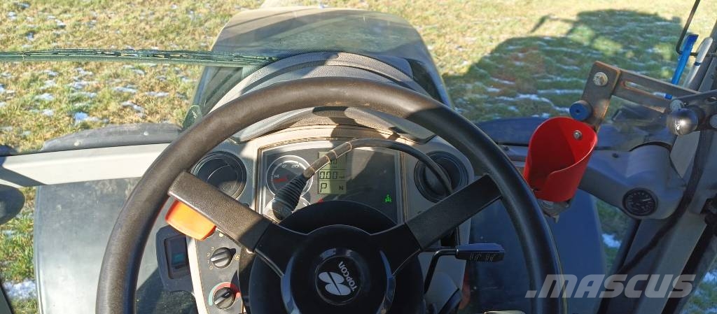 CLAAS Axion 820 Cmatic Trattori