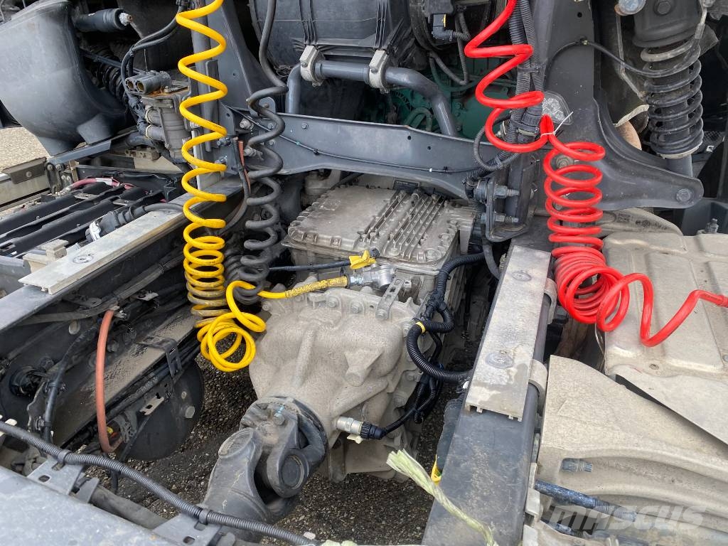 Volvo FH 500 Carte Grise Française endommagé وحدات الجر