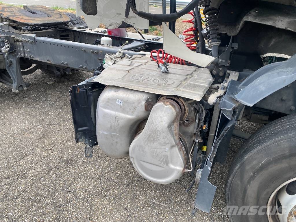 Volvo FH 500 Carte Grise Française endommagé وحدات الجر