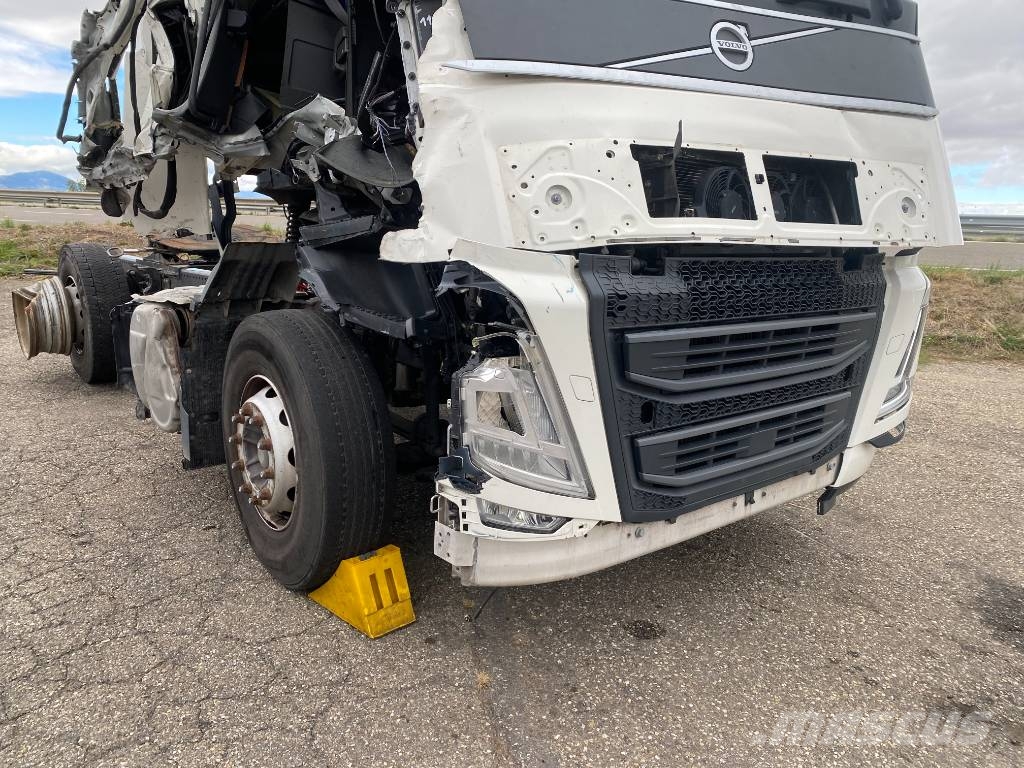 Volvo FH 500 Carte Grise Française endommagé وحدات الجر