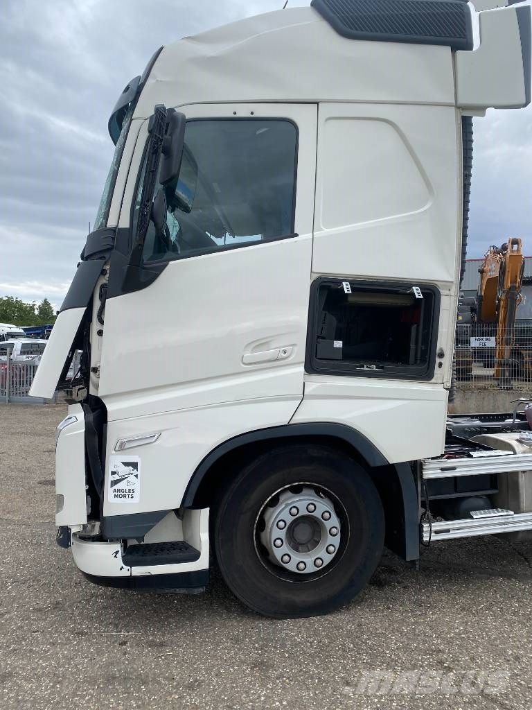Volvo FH 500 Carte Grise Française endommagé وحدات الجر