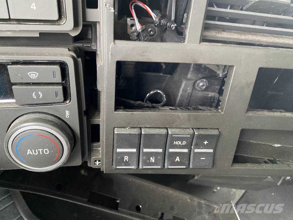 Volvo FH 500 Carte Grise Française endommagé وحدات الجر
