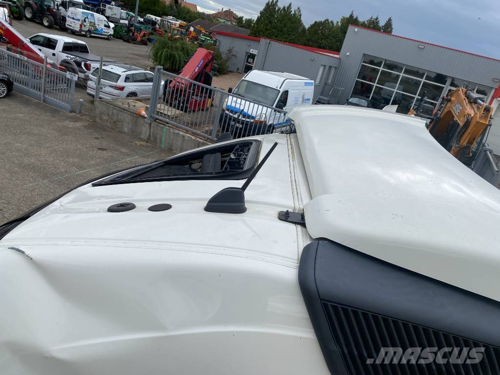 Volvo FH 500 Carte Grise Française endommagé وحدات الجر