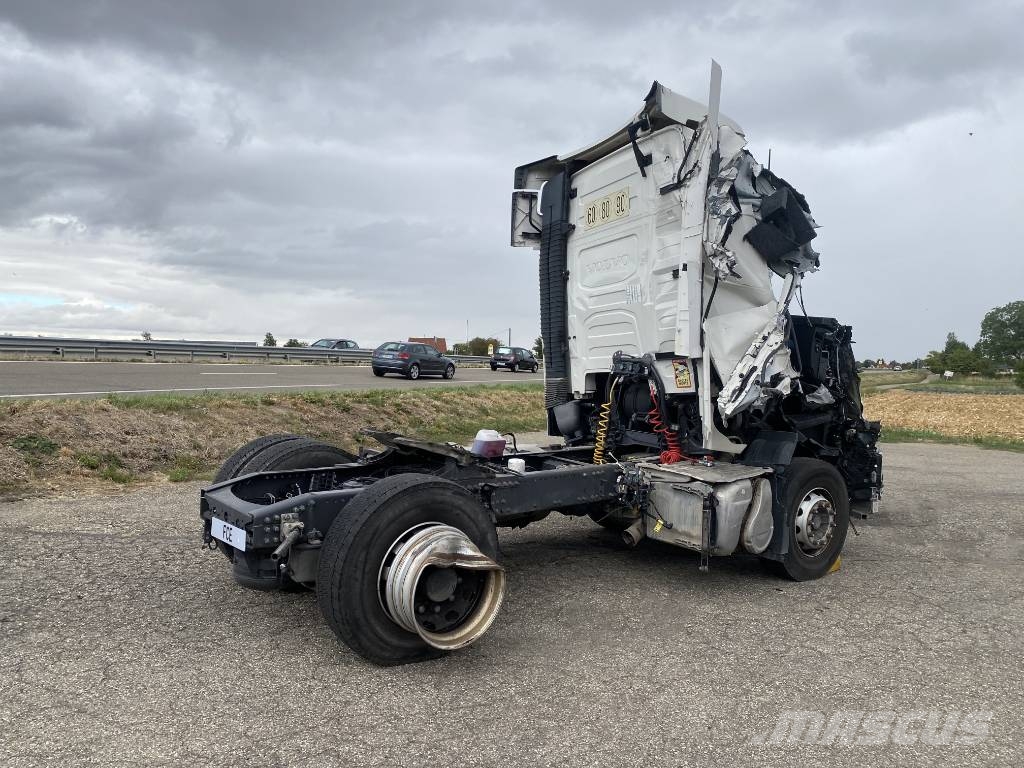 Volvo FH 500 Carte Grise Française endommagé وحدات الجر