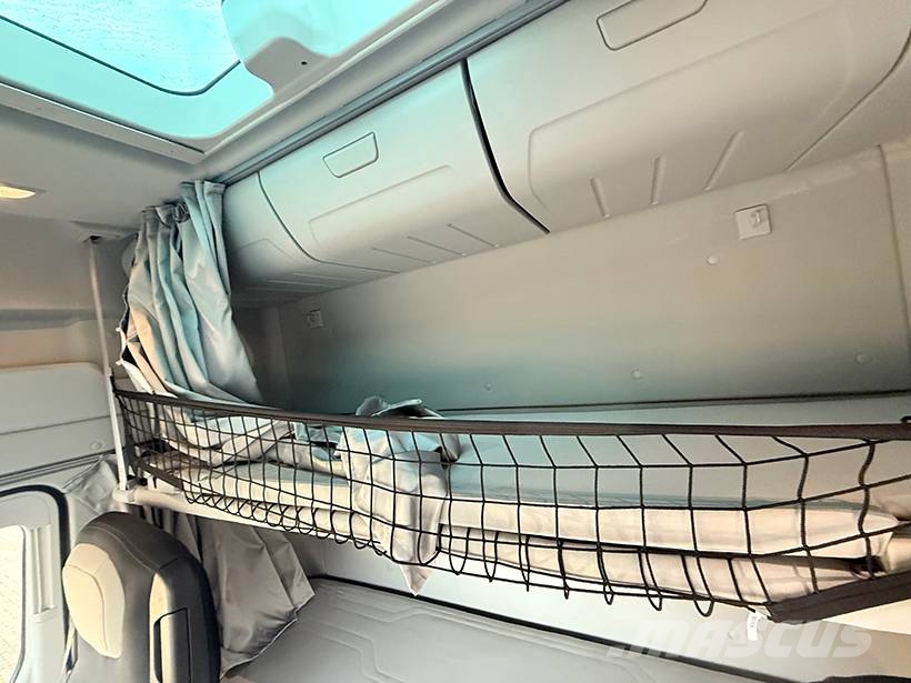 Ford F-Max 4x2 PS500 Tractor Units