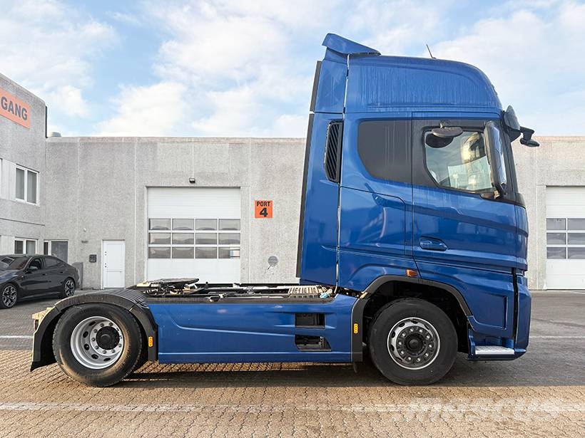 Ford F-Max 4x2 PS500 Tractor Units