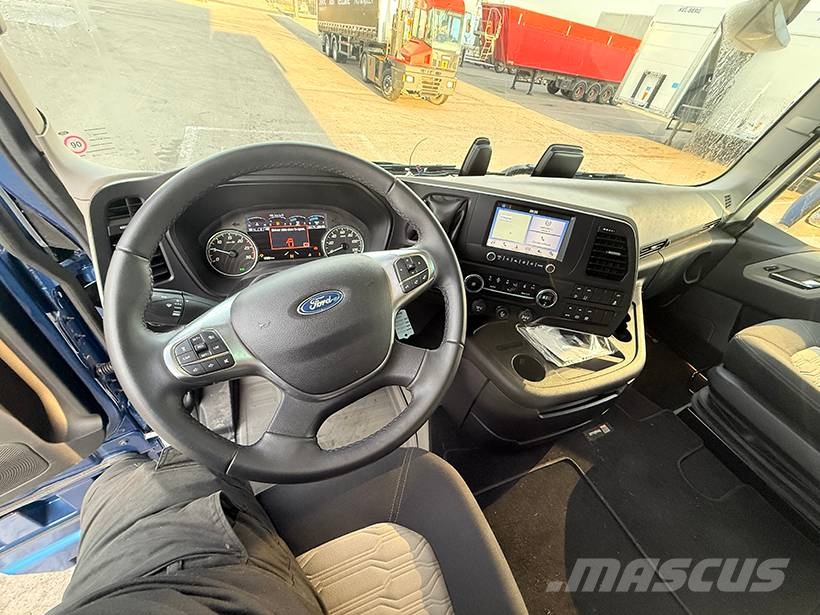 Ford F-Max 4x2 PS500 Tractor Units