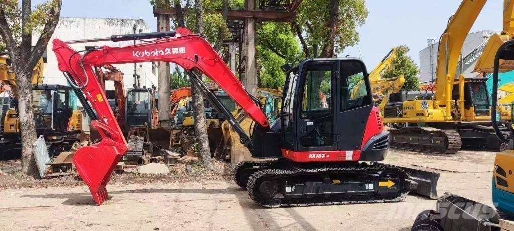 Kubota KX183 Малые экскаваторы 7т-12т