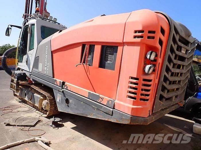 Sandvik LEOPARD Di550 Avolouhintaporauslaitteet