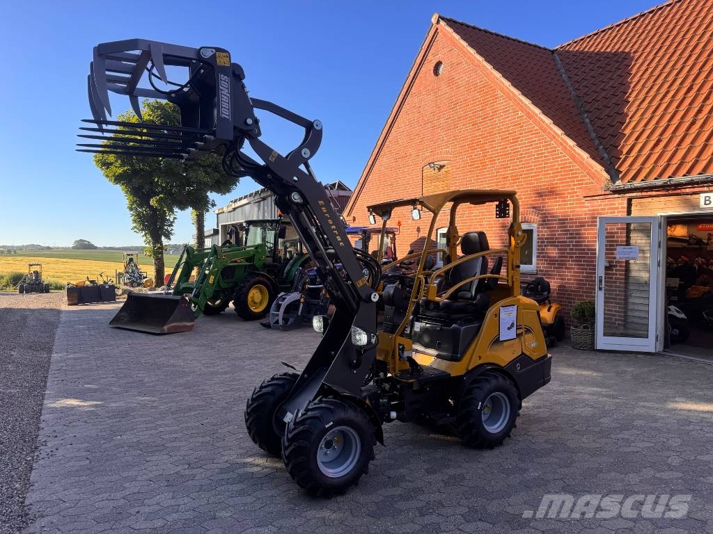 Eurotrac W11L لوادر بعجل
