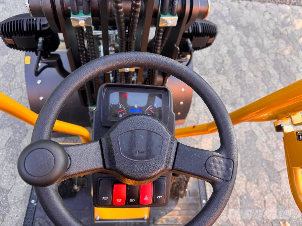 Eurotrac W11L لوادر بعجل