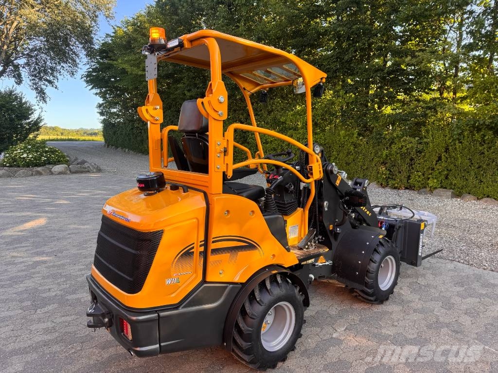 Eurotrac W11L لوادر بعجل