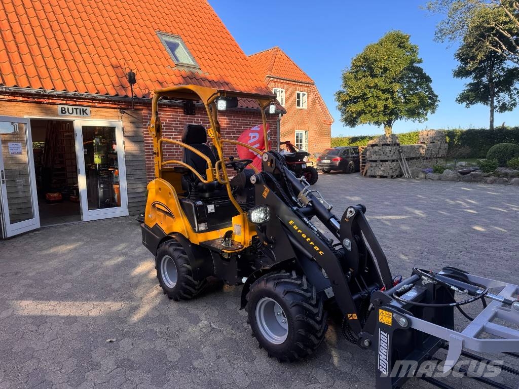 Eurotrac W11L لوادر بعجل